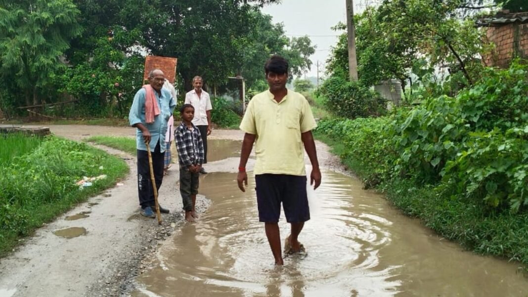 mirzapur road1 - gaonkelog